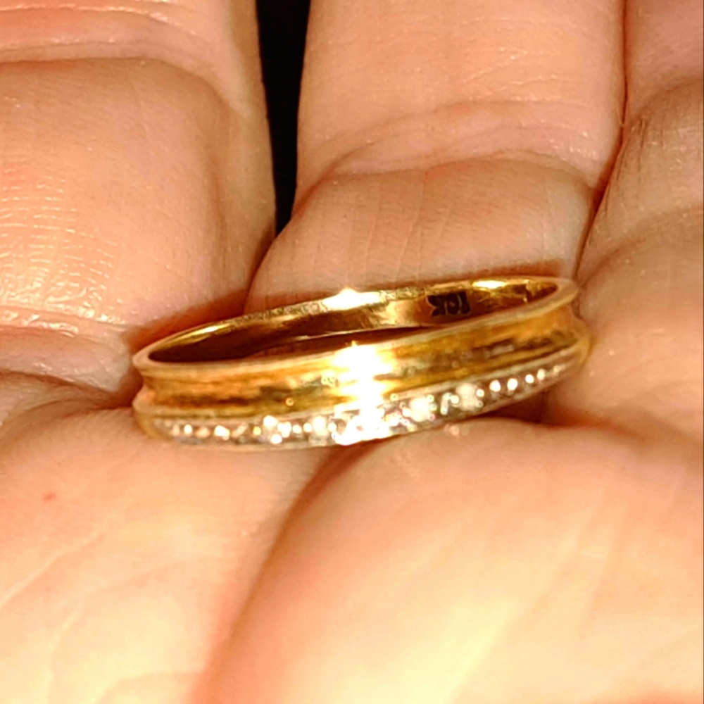 10k yellow gold band